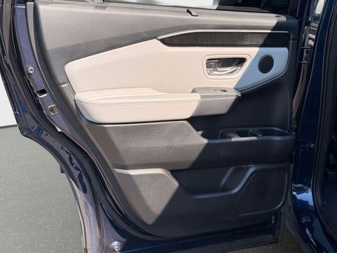 Used 2023 Honda Pilot Elite image 21
