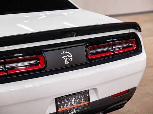 Used 2019 Dodge Challenger SRT Hellcat Redeye image 36