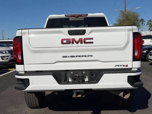 Used 2021 GMC Sierra 2500 AT4 w/ AT4 Premium Plus Package AWD/4WD image 10