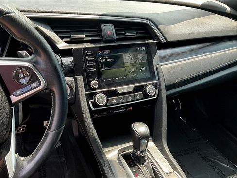 Used 2019 Honda Civic Sport image 6