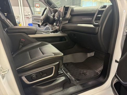 Used 2025 RAM 1500 Laramie w/ Sport Appearance Package AWD/4WD image 20