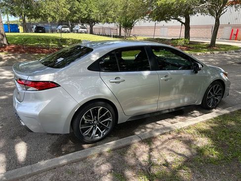 Used 2020 Toyota Corolla SE FWD image 6
