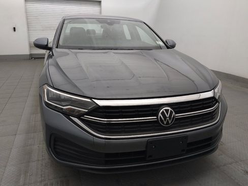 Used 2024 Volkswagen Jetta SE FWD image 14