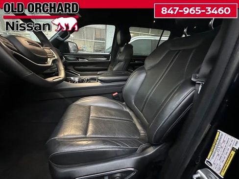 Used 2022 Jeep Wagoneer Series II w/ Premium Group I image 13