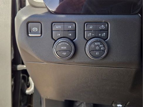 New 2025 Chevrolet Silverado 2500 LTZ image 21