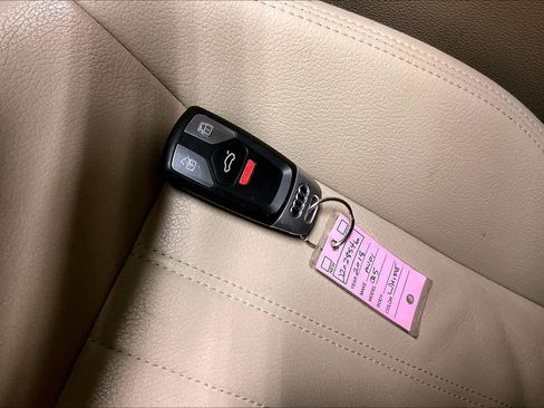 Used 2018 Audi Q5 Premium Plus image 13