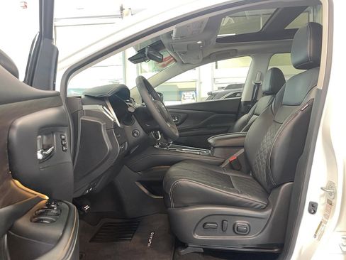 Used 2024 Nissan Murano Platinum w/ Cargo Package image 19