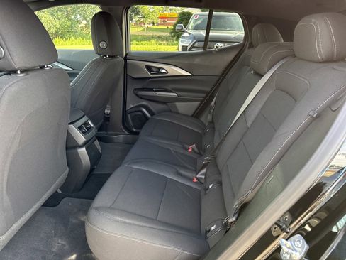 Used 2026 Chevrolet Equinox EV LT FWD image 13