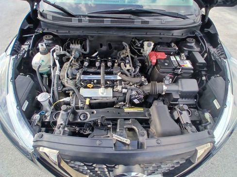 Used 2020 Nissan Kicks SR w/ SR Premium Package FWD image 24