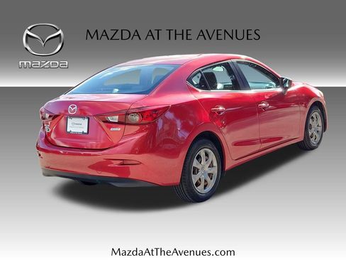 Used 2014 MAZDA MAZDA3 i Sport image 4