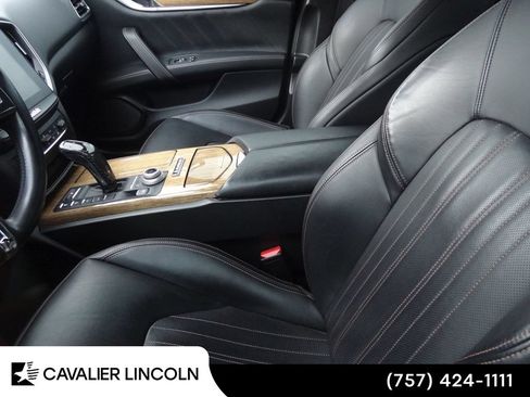 Used 2019 Maserati Ghibli RWD image 6