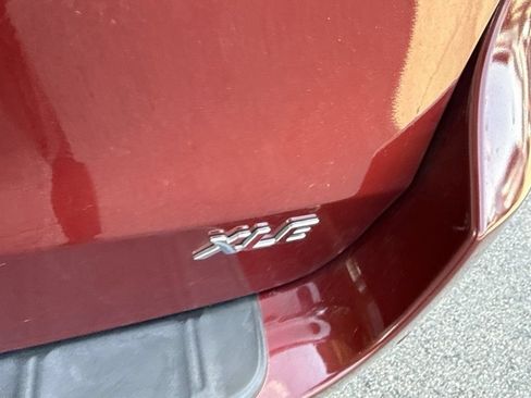Used 2016 Toyota Sienna XLE Premium FWD image 5