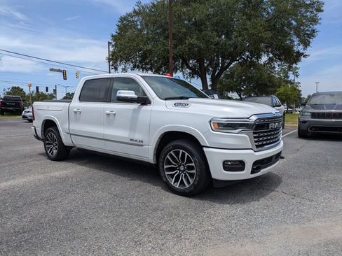 Used 2025 RAM 1500 Limited AWD/4WD image 3