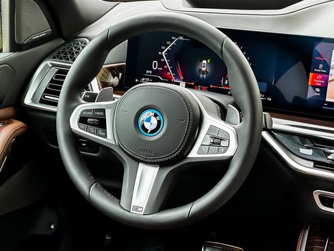 New 2026 BMW X5 xDrive50e w/ M Sport Package image 21