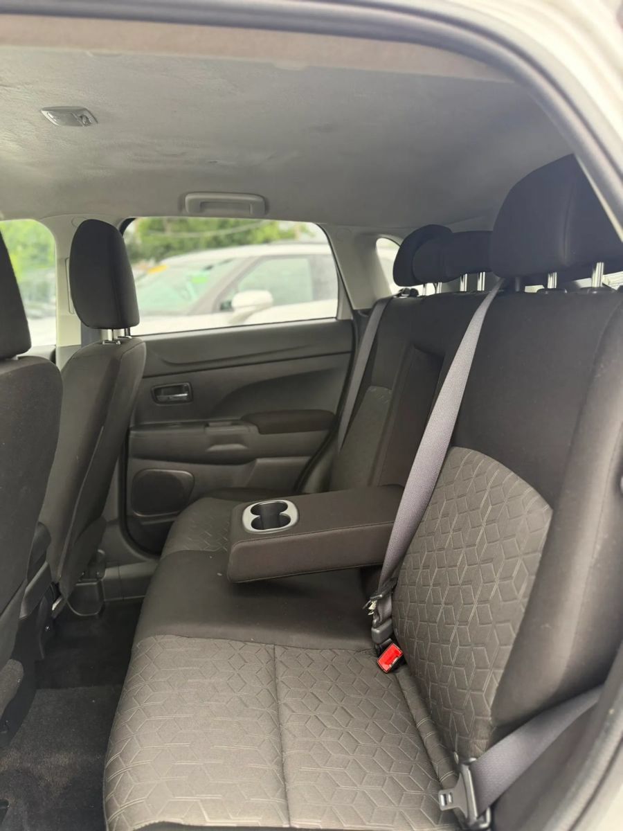 Used 2021 Mitsubishi Outlander Sport LE AWD/4WD image 17
