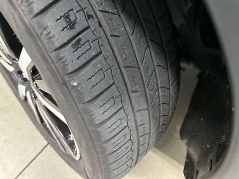 Used 2020 Honda Pilot Touring image 30