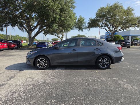 Used 2023 Kia Forte LXS FWD image 9