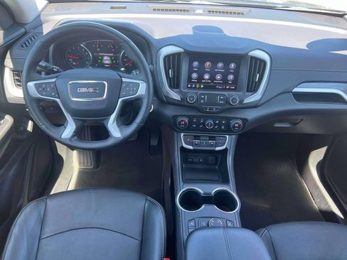 Used 2023 GMC Terrain SLT AWD/4WD image 13