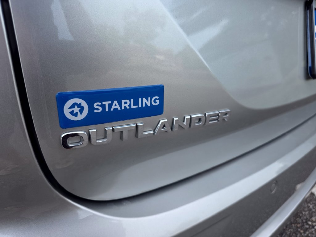 Used 2023 Mitsubishi Outlander SE FWD image 36
