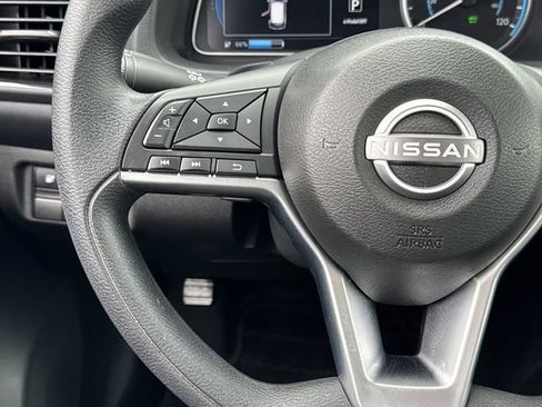Used 2025 Nissan Leaf S FWD image 5