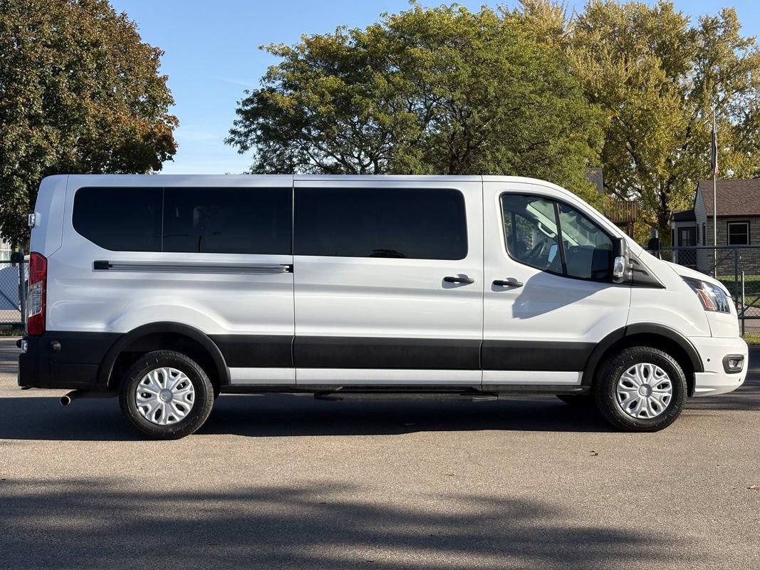 Used 2024 Ford Transit 350 XLT RWD image 9