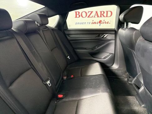 Used 2018 Honda Accord Sport image 18