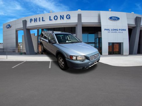 Used 2002 Volvo V70 Cross Country AWD/4WD image 8