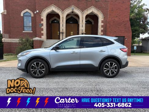 Used 2022 Ford Escape SE w/ SE Sport Appearance Package AWD/4WD image 6