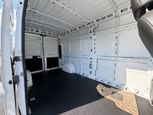 New 2026 RAM ProMaster 2500 w/ Power Group image 21