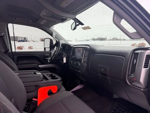 Used 2015 Chevrolet Silverado 2500 LT w/ LT Convenience Package image 24