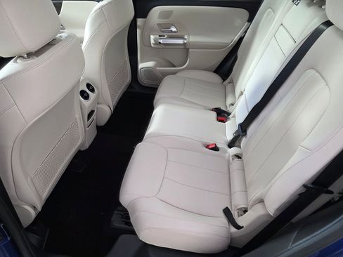 New 2026 Mercedes-Benz GLB 250 image 11