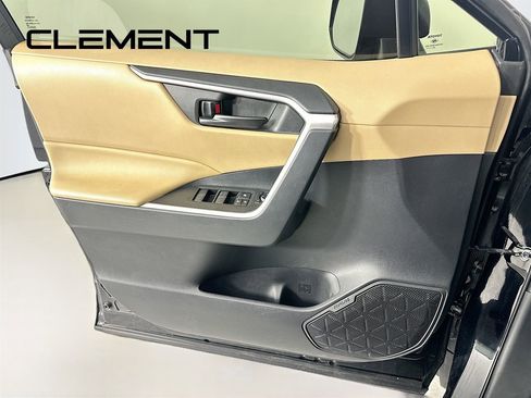 Used 2024 Toyota RAV4 LE image 26