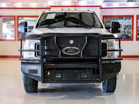 Used 2017 Ford F350 XL w/ Power Equipment Group image 8