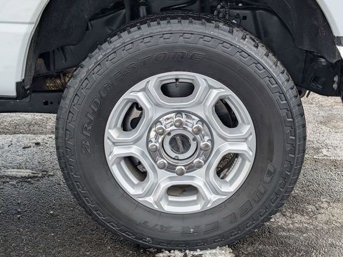 Certified 2025 Ford F350 XLT image 16