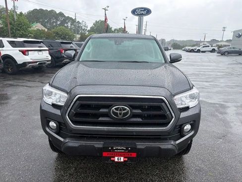 Used 2023 Toyota Tacoma SR5 w/ Technology Package AWD/4WD image 2