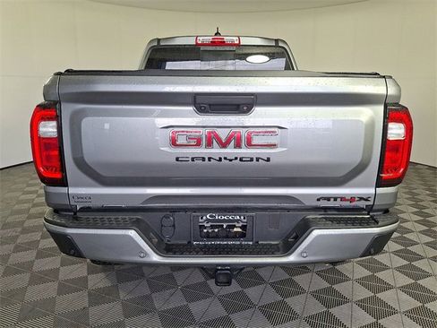 Used 2024 GMC Canyon AT4X image 9