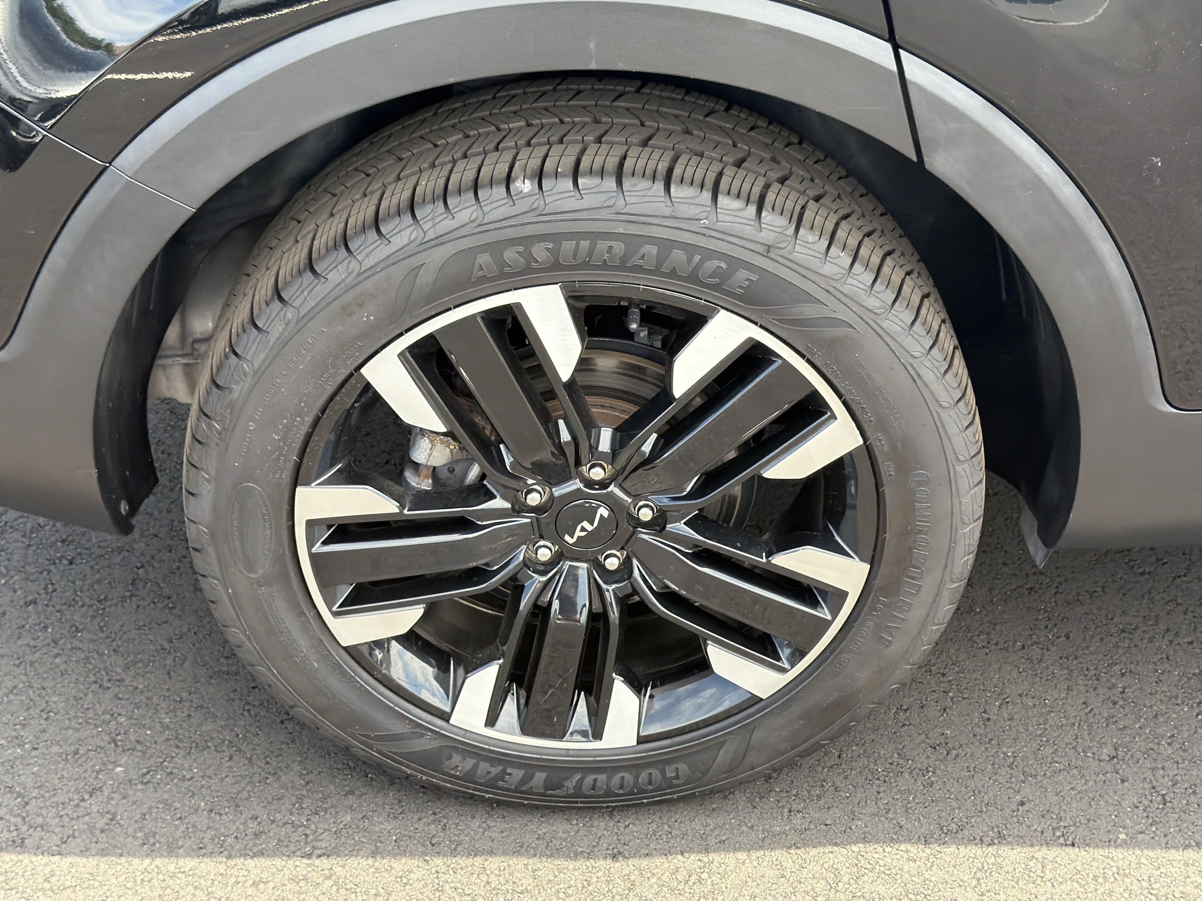 Certified 2023 Kia Telluride SX Prestige AWD/4WD image 17