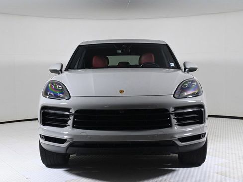 Certified 2022 Porsche Cayenne image 10