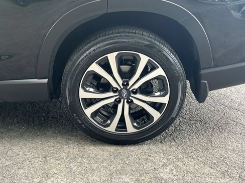 Used 2023 Subaru Forester Limited AWD/4WD image 11