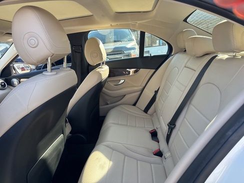 Used 2017 Mercedes-Benz C 300 4MATIC Sedan image 10
