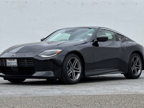 Used 2024 Nissan Z Sport w/ Floor Mat Package image 8