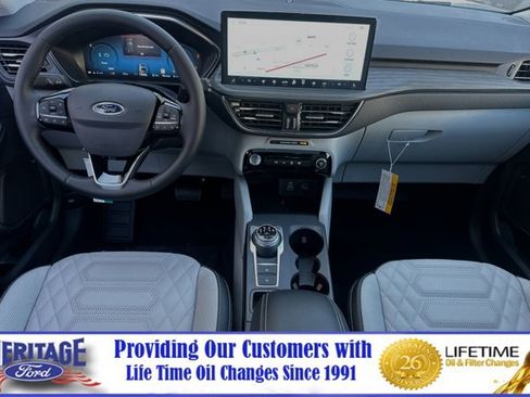 New 2024 Ford Escape SE w/ PHEV Premium Package FWD image 10