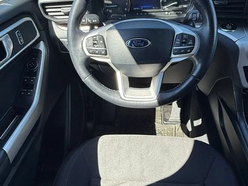 Used 2020 Ford Explorer XLT w/ Class III Trailer Tow Package AWD/4WD image 36