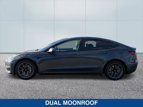 Used 2022 Tesla Model 3 Long Range image 2