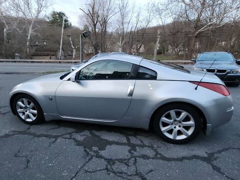 Used 2003 Nissan 350Z Enthusiast image 4