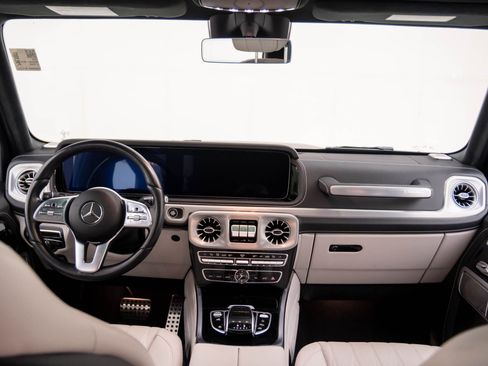 Used 2023 Mercedes-Benz G 550 image 11