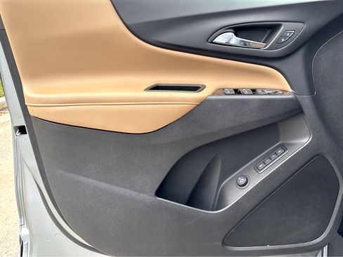 Used 2024 Chevrolet Equinox Premier image 15