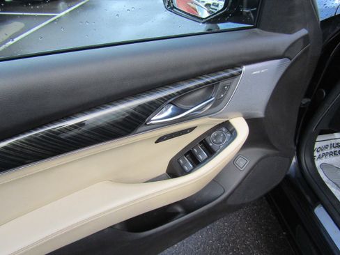 Used 2023 Cadillac CT5 Luxury image 10