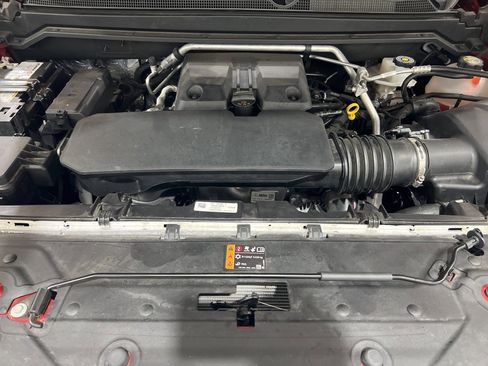 Used 2024 GMC Canyon Elevation w/ Convenience Package image 27