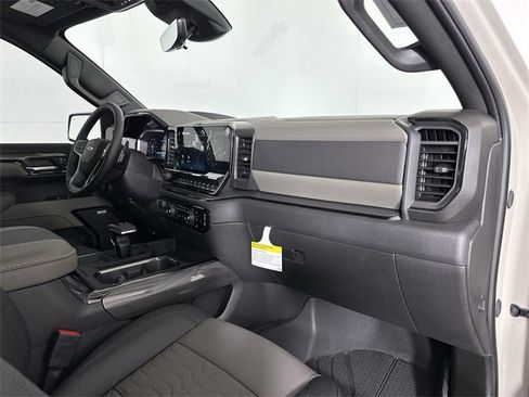New 2026 Chevrolet Silverado 1500 ZR2 image 30